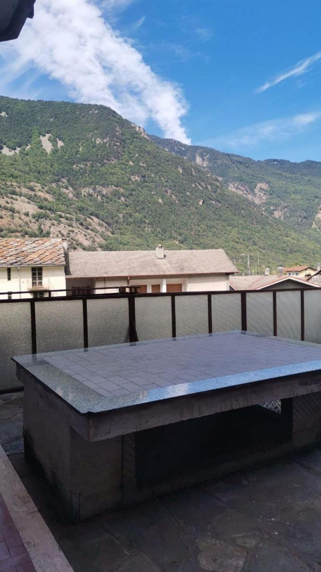 Casa Con Terrazzo E Vista Daire Chiomonte Dış mekan fotoğraf